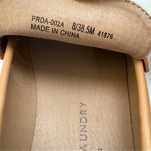 Chinese Laundry Tan & Cream Slip On Low Heel Loafers W/Gold Coin Women’s SZ 8M - Picture 7 of 8